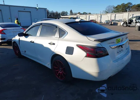 2013 Nissan Altima 2.5 S из США, поврежденный, VIN 1N4AL3AP7DN506593